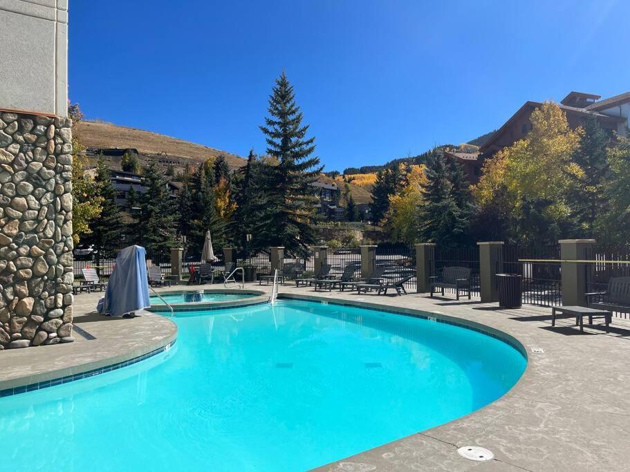 Апартаменты Mt Cb Mountain Side With King Bed, Hot Tub, Pool & Kitchen! Крестед-Бьютт Экстерьер фото